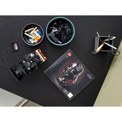 Kocke Lego® Star Wars™: Čelada Dartha Vaderja (75304)