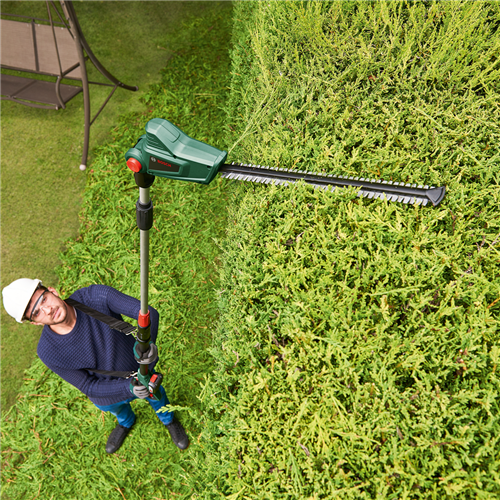 Cordless telescopic hedge trimmer Bosch UniversalHedgePole 18, 18 V, Li-Ion battery 2.0 Ah, 43 cm blade length, 16 mm tooth spacing, green/black