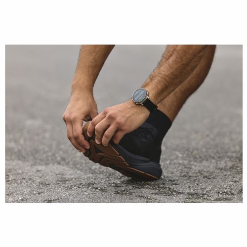 Pametna ura Amazfit Active 3 Premium AMOLED zaslon, GPS, NFC, merilnik srčnega utripa, črna, HYROX način