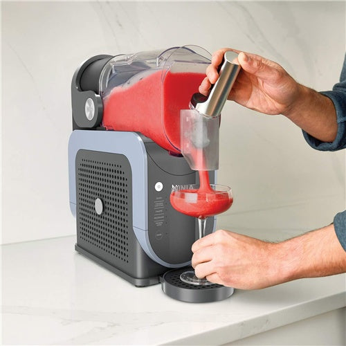 Aparat za pripravo ledene kaše Ninja FS301EU Slushi, črno-srebrn