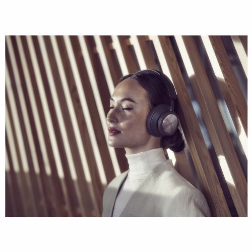 Brezžične igralne slušalke Bang & Olufsen Beoplay Portal, črne