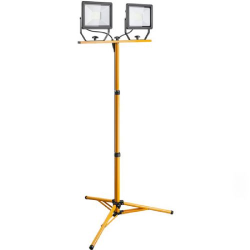 GOOBAY LED outdoor 2x50W telescopic stand wide angle outdoor light
