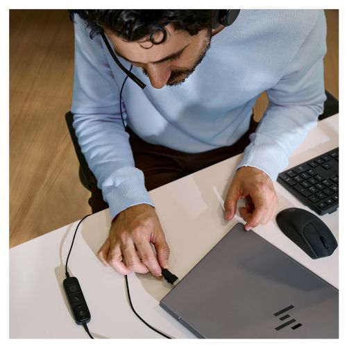 Slušalke HP Poly Mission 425 AI prekinjanje hrupa, USB povezava, združljive z Windows/Mac/Chrome OS, trajnostna embalaža, črna