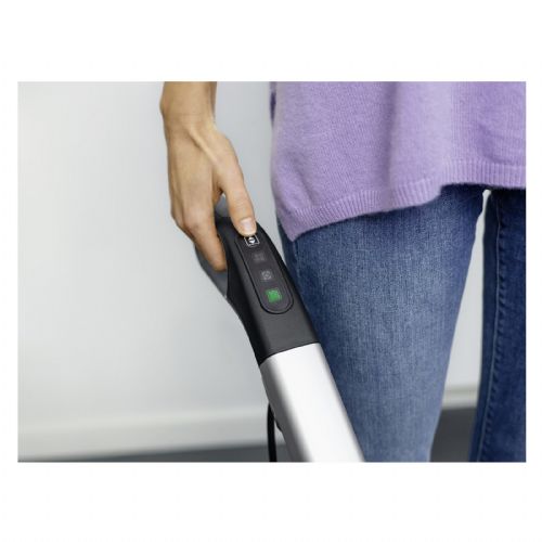 Parni čistilec Kärcher SC 3 UPRIGHT 0,5L črno bela 5m 1600 W