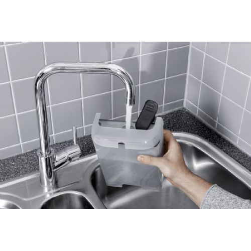 Akumulatorski globinski čistilnik Karcher Professional Puzzi 2/1 Bp 36 V, 3,7 kg, 1,7/2,9 l, antracit/sive barve