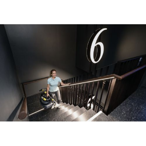 Pralni sesalnik Karcher PROFI Puzzi 8/1 C Adv 1.100-241