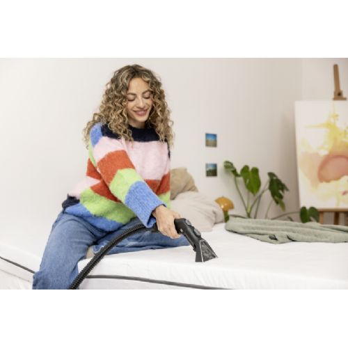 Sesalnik za pranje Kärcher SE 3 Compact Home Shoe N1 1.081-540.0, globinsko čiščenje, 500 W, čiščenje obutve, sistem 2 rezervoarjev, bela