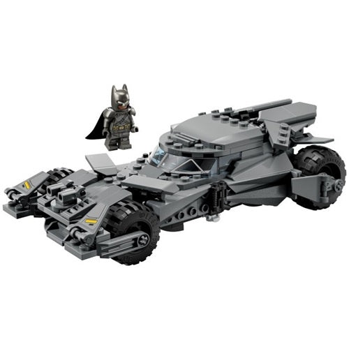 Kocke Lego 76331 DC Super Heroes Batman proti Supermanu: Batmobil, 220 kos, od 9. let (76331)