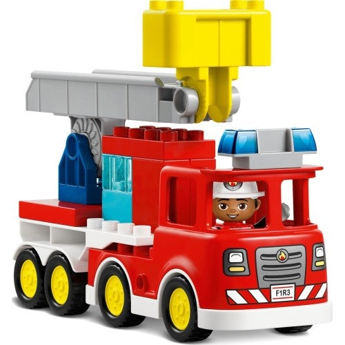Kocke Lego Duplo Gasilsko vozilo s cevjo in gasilcem, 28 kos, od 2. let (10473)