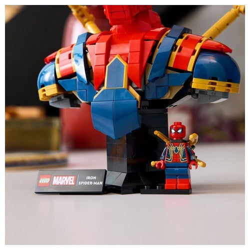 Kocke Lego Super Heroes: Doprsni Iron Spider-Man (76326), 379 kock, od 18. let 5100123523