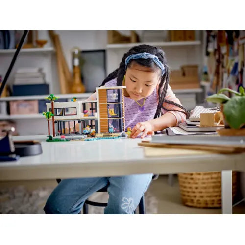 Kocke Lego Creator: Sodobna hiša (31153)