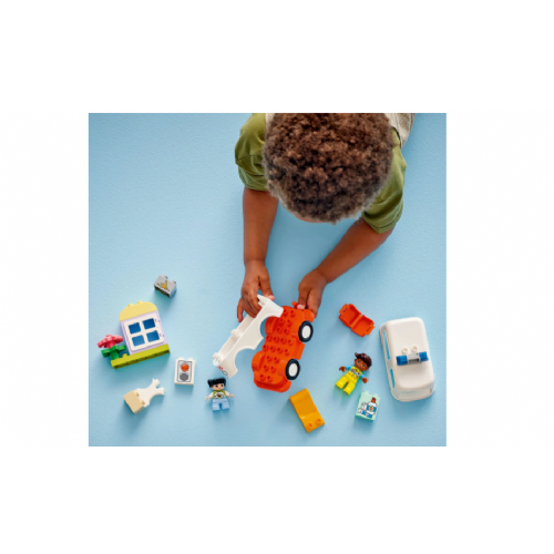 Kocke Lego Duplo: Rešilni avto in voznik (10447)