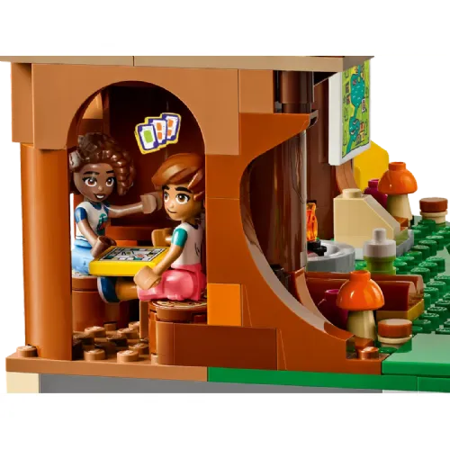Kocke Lego Friends: Hišica na drevesu v poletnem taboru (42631)