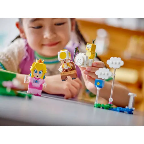 Kocke Lego® Super Mario™ Pustolovščine z interaktivno figuro LEGO® Peach™ (71441)