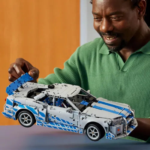 Kocke Lego Technic 2: Hitri in drzni dirkalnik Nissan Skyline GT-R(R34) (42210)