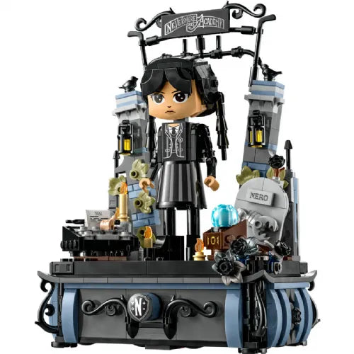 Kocke Lego Wednesday: Figura Wednesday Addams (76780)