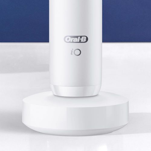 Električna zobna ščetka Oral-B iO Series 8 *bela*