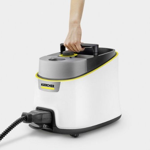 Parni čistilec Karcher SC 4 Deluxe Iron, 2.250 W, s kompletom za čiščenje tal EasyFix in parnim likalnikom, bela/črna