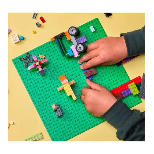Lego® Classic: Green Baseplate (11023)