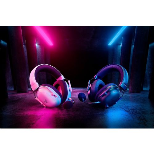 Brezžične slušalke Razer BlackShark V2 Pro v črni barvi