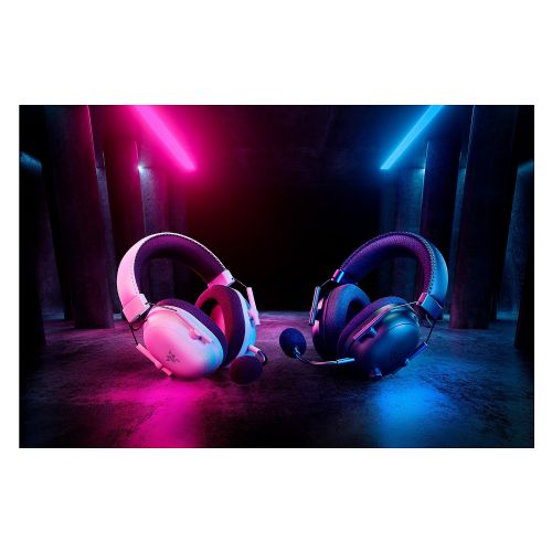 Brezžične slušalke Razer BlackShark V2 Pro v črni barvi