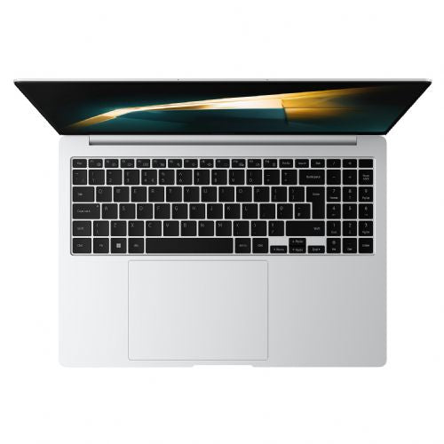 Prenosnik Samsung Galaxy Book 4 Pro, Intel Ultra 7-155H/32 GB/SSD 512 GB NVMe/40,6 cm (16"), AMOLED, na dotik/DE/Win11Pro, srebrne barve
