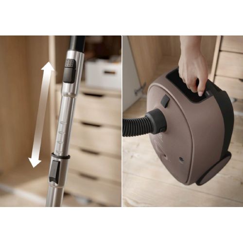Vacuum cleaner with bag Electrolux EB61C3WBL, 750 W
