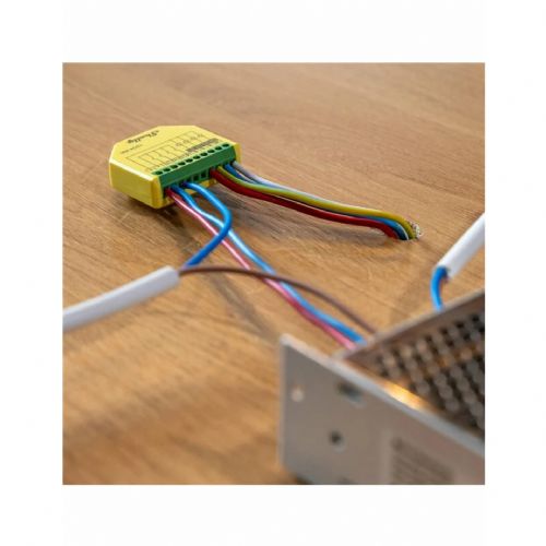 Shelly Relay "Plus RGBW PM" WLAN Bluetooth LED krmilnik za podometno montažo