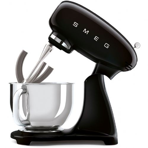 Kuhinjski robot SMEG SMF03BLEU  črne barve