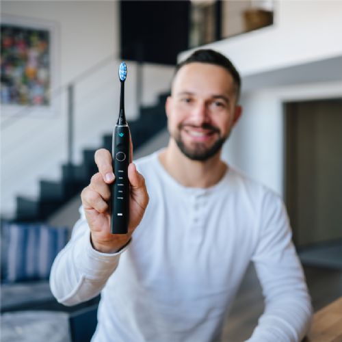 Sonični zobni ščetki TrueLife SonicBrush Clean70 UV Duo, 2 kosa, 90.000 gibov/min, 5 načinov, SmartPressure senzor, UV sterilizacija, 70 dni delovanja, USB-C