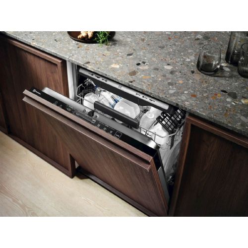 Vgradni pomivalni stroj Electrolux EEZ69410W, Wi-Fi, inverterski motor, 3 košare, 59,6 x 81,8 x 55 cm