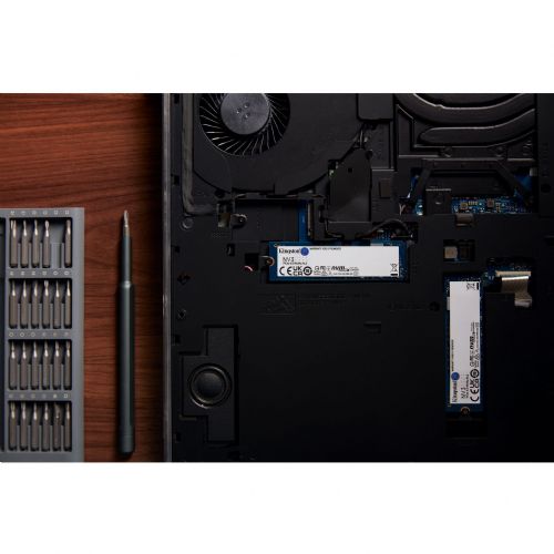 Vgradni SSD Kingston NV3 1 TB (PCIe 4.0 x4, NVMe, M.2 2280, branje 6.000 MB/s, 4.000 MB/s pisanje)