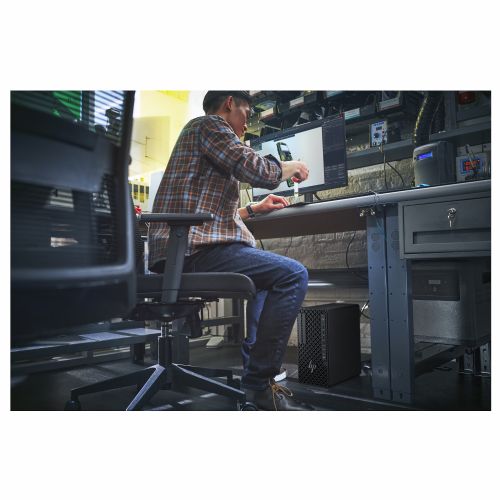 Računalnik HP Z1 TWR G1i Ultra9 285 64GB/1TB W11p