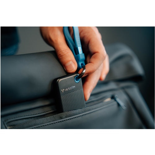 Zunanji SSD Verbatim Pocket SSD 2 TB, Externe SSD USB-C 3.2 Gen 2 (10 Gbit/s), z osebkom za ključke, črna/modra