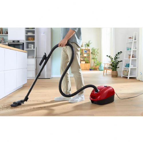 Sesalnik z vrečko Bosch BGD38RD1H Serija 4, 600 W