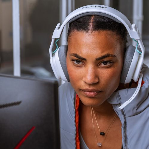 Slušalke Logitech Astro Gaming A10 Gen 2, žične, polne velikosti, 3,5 mm vtičnica, bele/XB