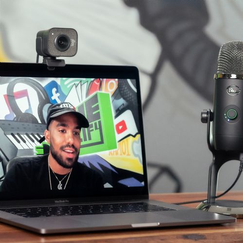 Spletna kamera Logitech StreamCam črna