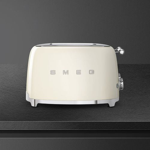 Opekač kruha SMEG TSF03CREU, kremna barva
